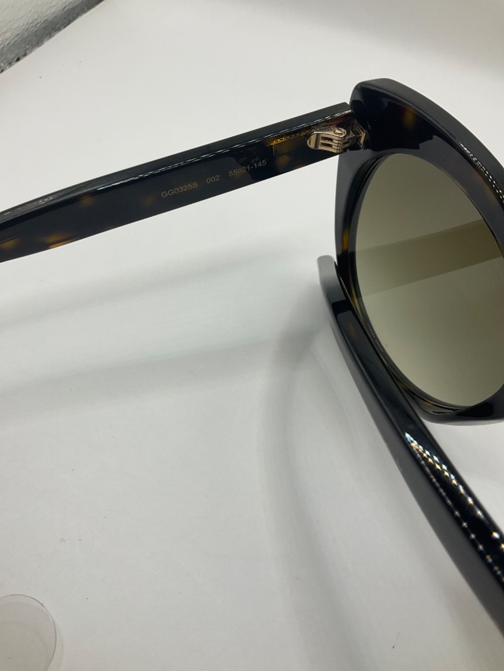 Gucci GG0325S - 002 Havana | Sunglasses Woman - Picture 5 of 7